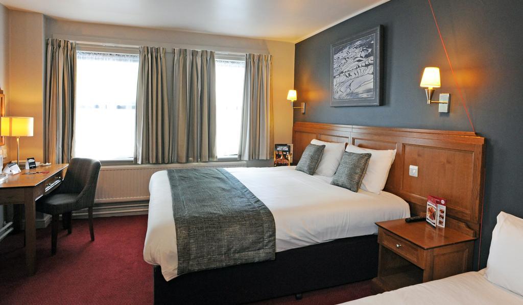 Brentwood Inn By Greene King Inns Rotherham Pokoj fotografie